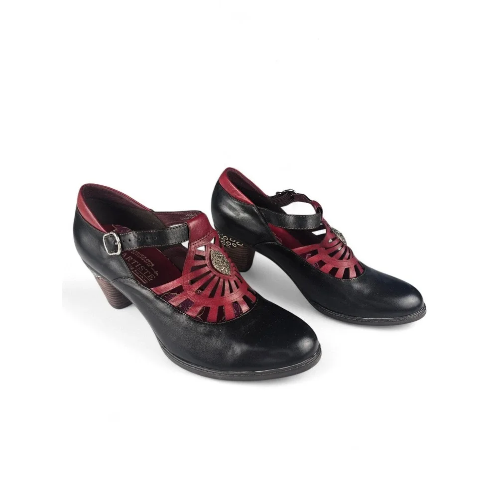 L'Artiste Spring‎ Step April Leather T-Strap Cutout Pumps Heels Size 42 ☆